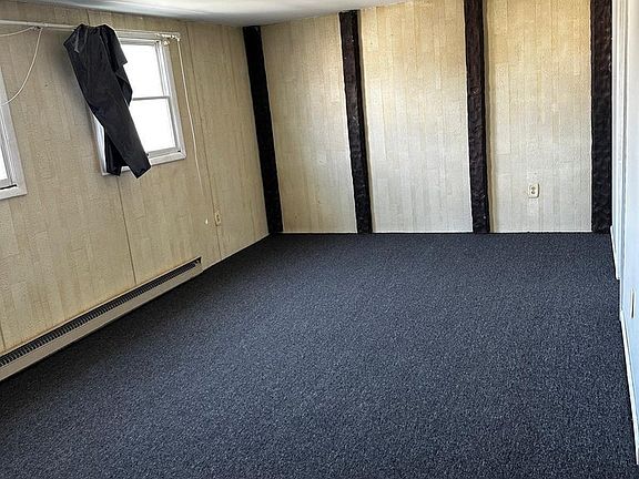 5th image of 305 N Hyde Park Ave #305