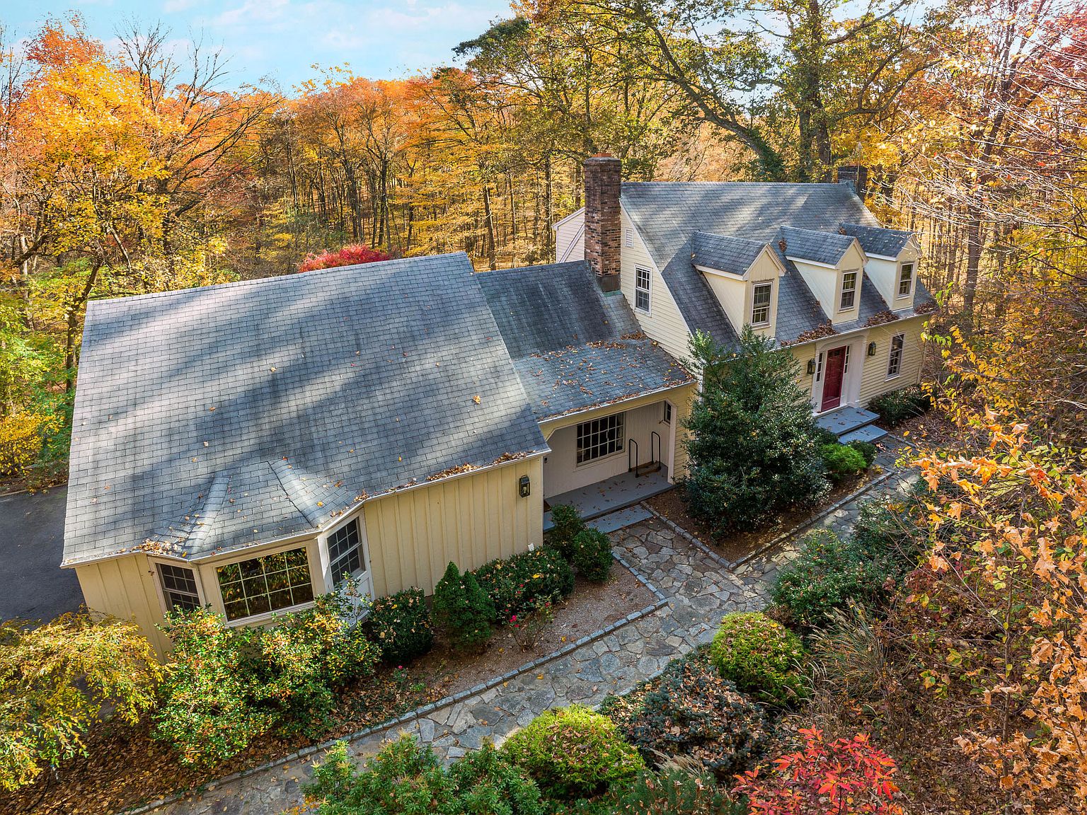13 Abbotts Hill Road, Newtown, CT 06470 | Zillow