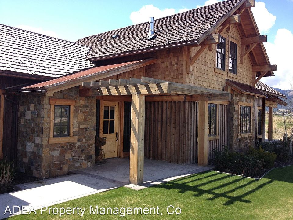 1st image of 2749 Bunkhouse Pl