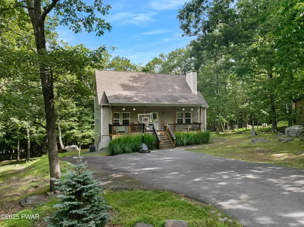 115 Rocky Rd, Lackawaxen, PA 18435