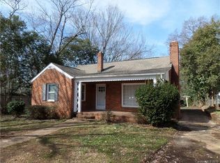 1406 Effingham Rd, Charlotte, NC 28208