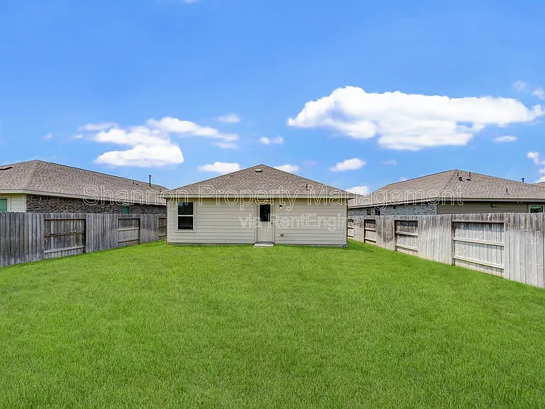 26735 Wilderye Cove Ln — Photo 19