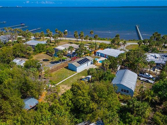 4th image of 3909 S Indian River Dr
