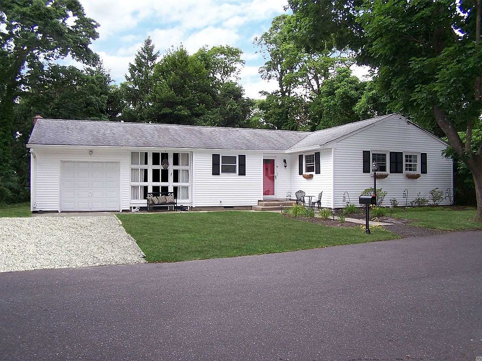1st image of 10 Milan St