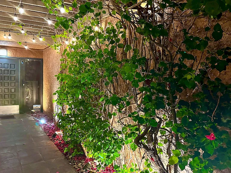 N Scottsdale Rd — Photo 16