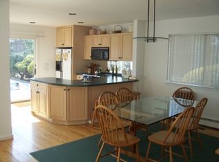 6 N Quarter Rd, Westhampton, NY 11977