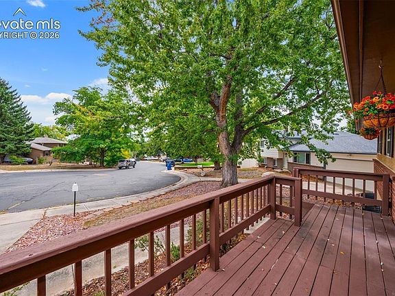 3rd image of 3415 Valejo Ct