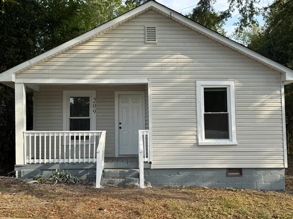209 E Elm St, Shelby, NC 28150
