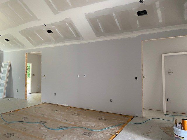 2nd image of 3959 Duchess Ct