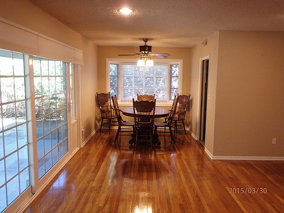 3rd image of 16243 Calahan St