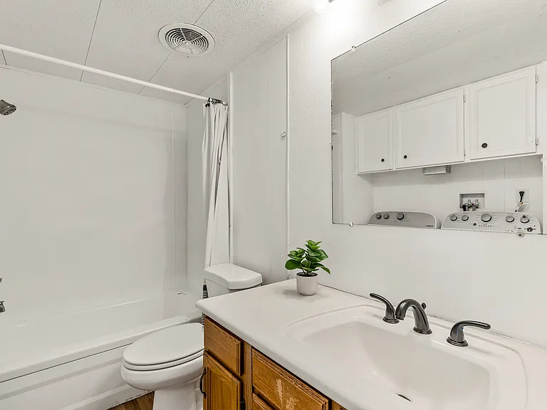 2134 Chuska Ovi — Photo 14