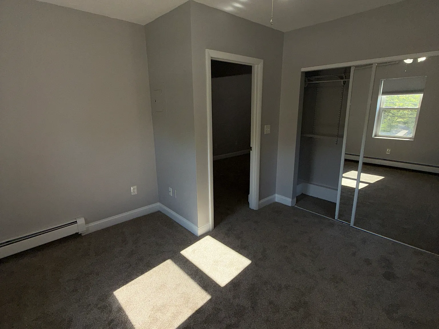 1 bed, 700 sqft, $1,890 — Photo 3