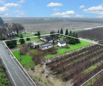 887 Obanion Rd, Yuba City, CA, 95991