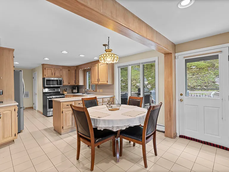 832 Quarter Mile Rd — Photo 26