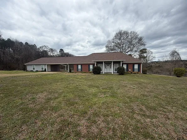302 C Stringer Rd, Magee, MS 39111