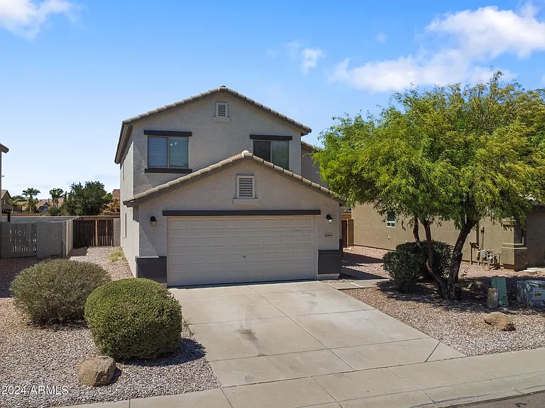 34994 N Barzona Trl — Photo 1