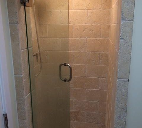 4th image of 304 S Elm Dr APT 105