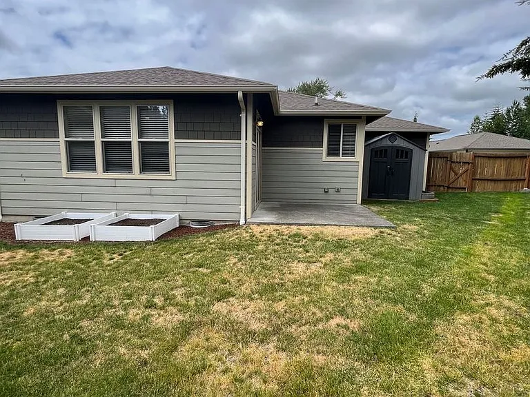 3724 Bristol St — Photo 6