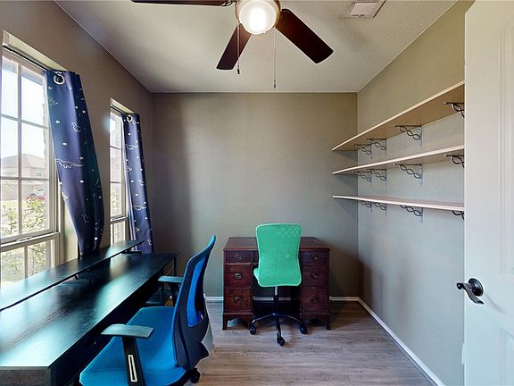 4th image of 5266 Sagewood Dr