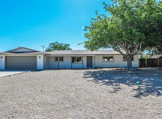 13481 Seminole Rd, Apple Valley, CA 92308