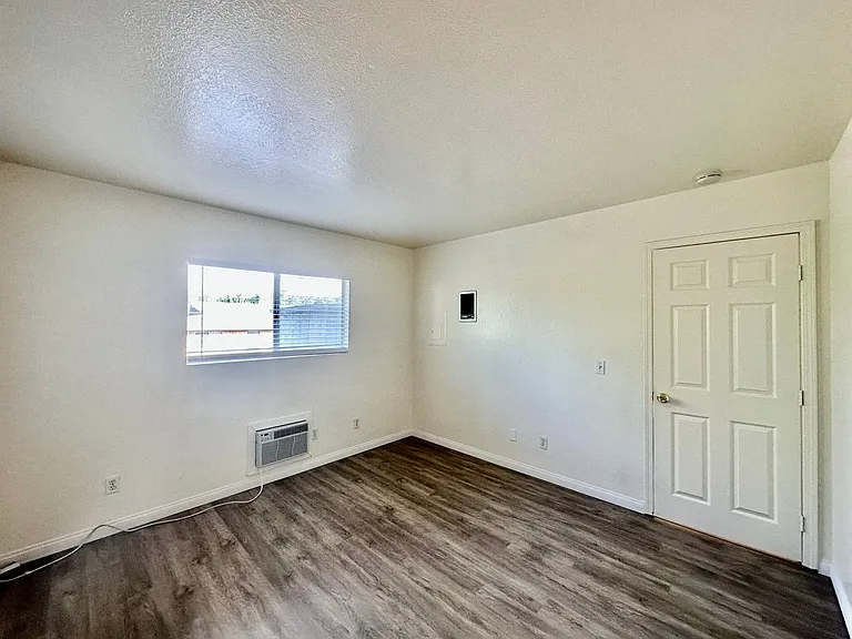 3626 S. Barcelona Street — Photo 5