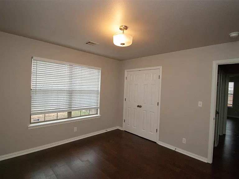 837 E Vancouver St — Photo 26