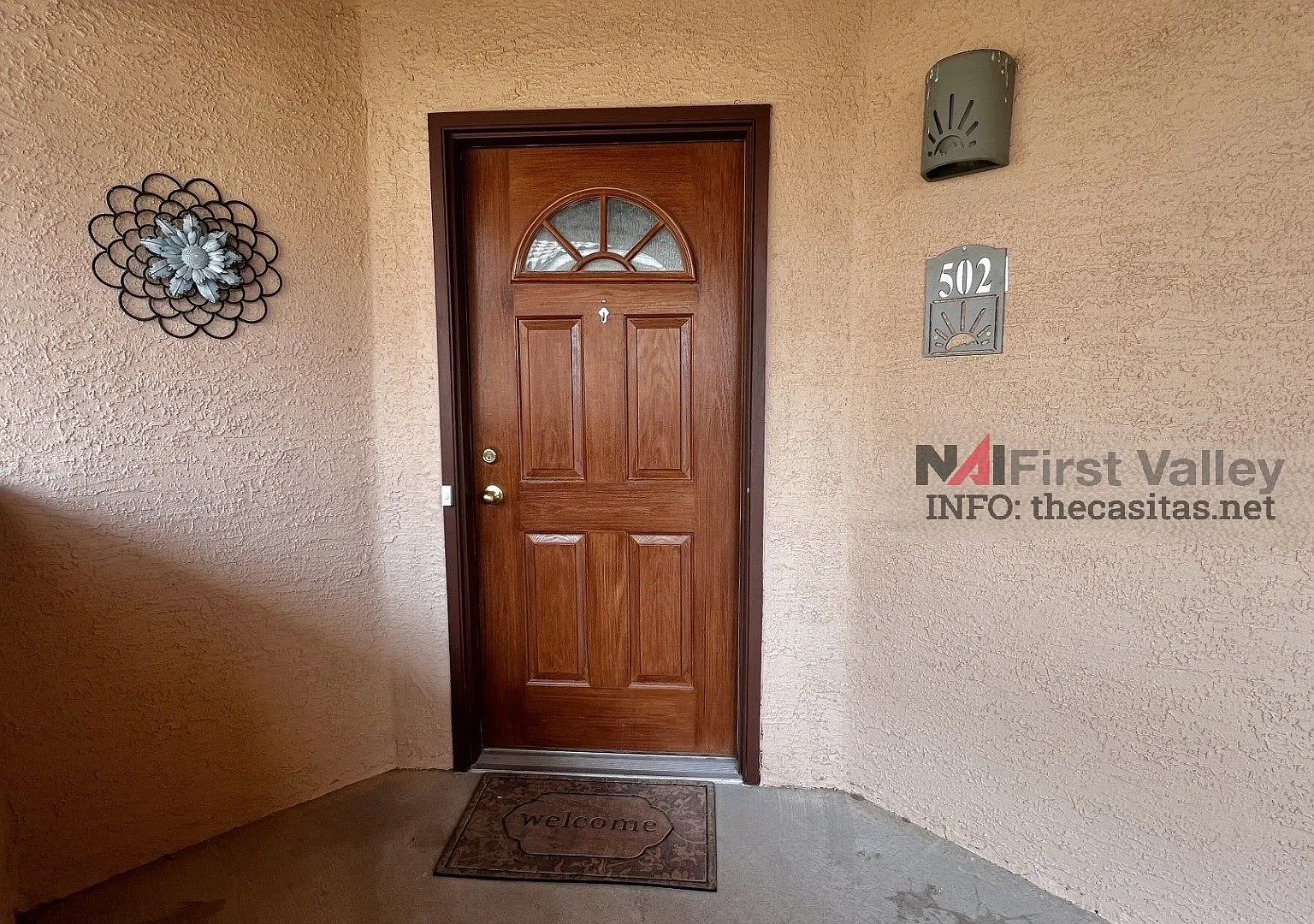 1 Bedroom, 1 Bath Executive 1/2 OFF First Month Rent — Photo 2