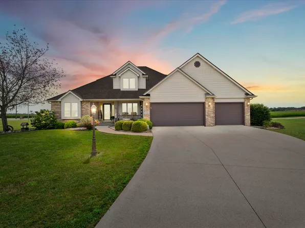 4767 E 610th Rd N, Roanoke, IN 46783