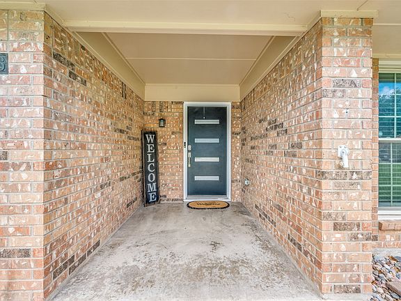 2nd image of 1226 Deer Ridge Dr