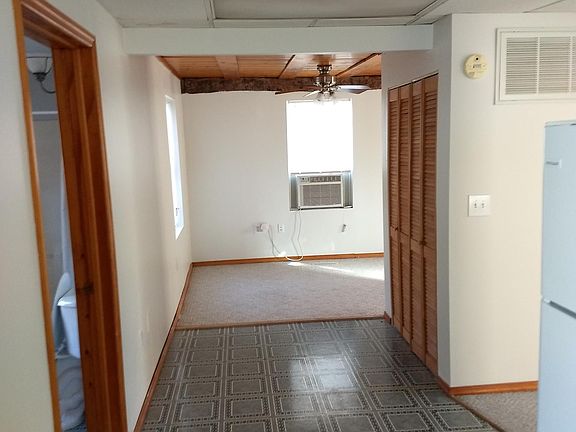 2nd image of 503 N Main St
