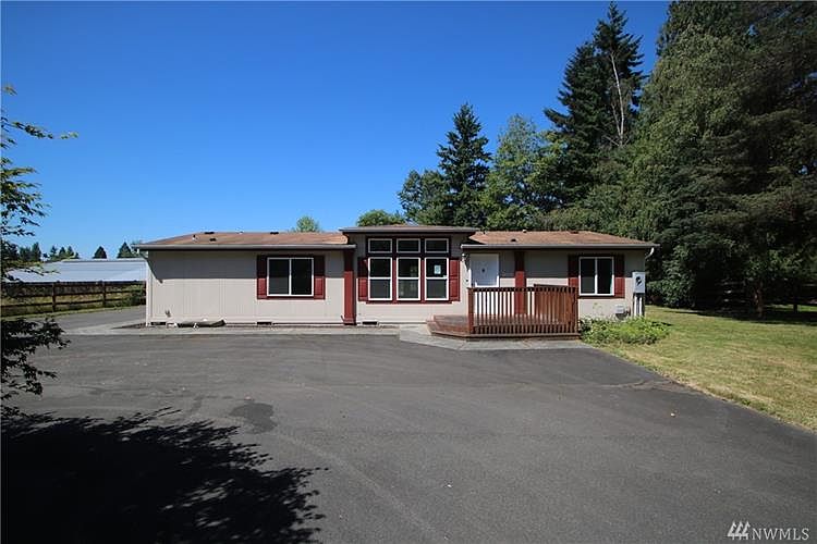1st image of 12520 40th Ave E