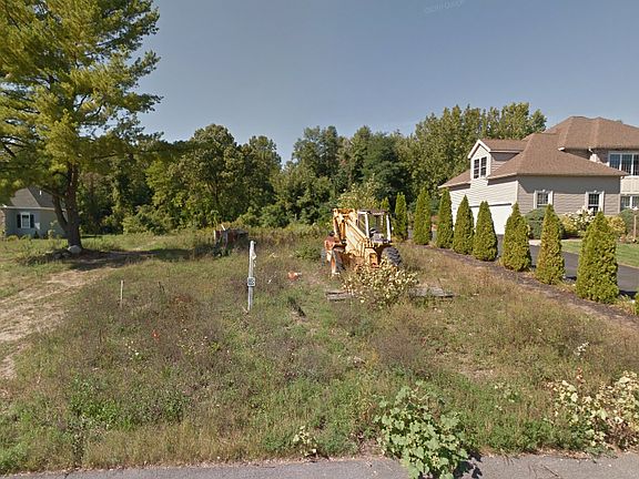 5th image of 10 Stoney Heights Ct