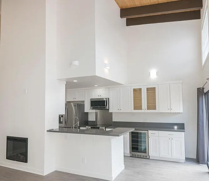11826 Kiowa Ave #202 — Photo 1