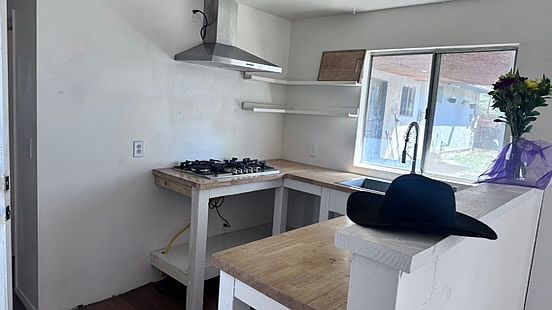2nd image of 3730 California Ave #B