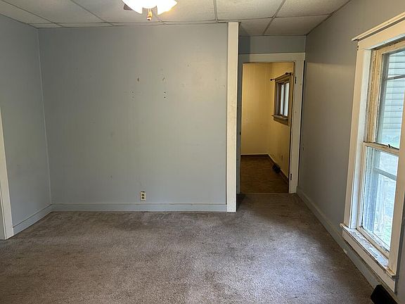 5th image of 506 Church St