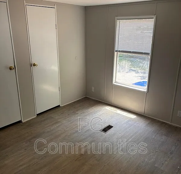 1754 Zion Rd #14 — Photo 5