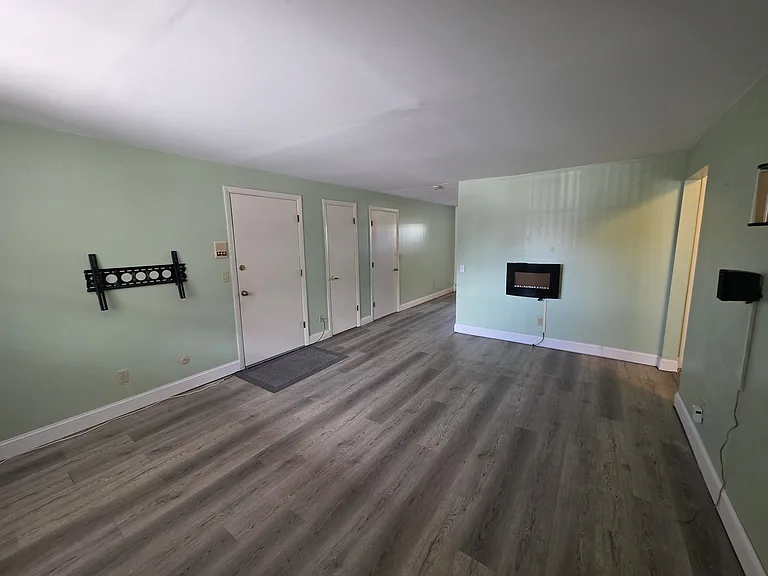 1803 Mineral Spring Ave #B14 — Photo 1
