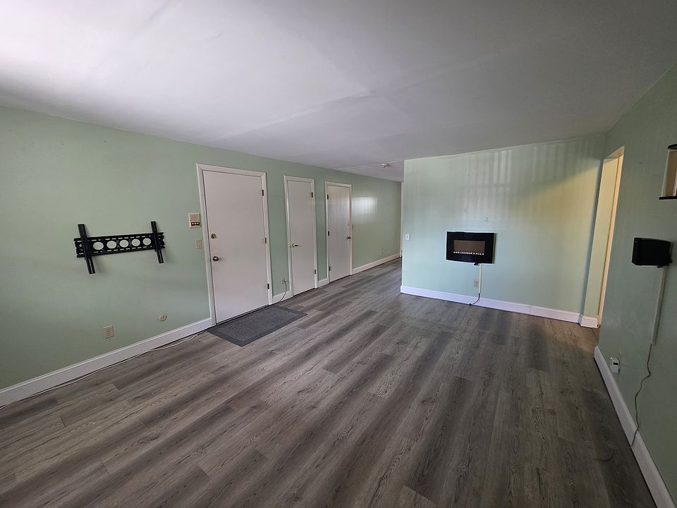 1st image of 1803 Mineral Spring Ave #B14