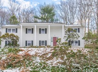 26 Kitchell Rd, Denville, NJ 07834