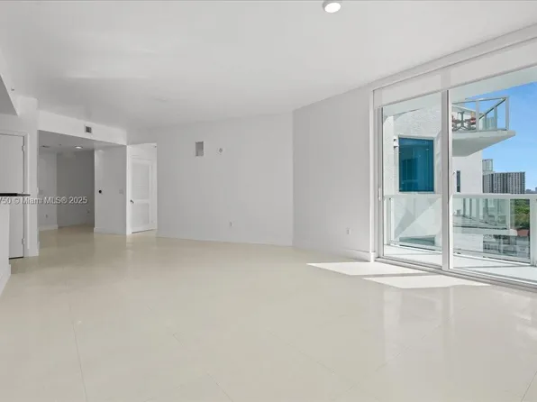 3030 NE 188th St APT 604, Aventura, FL 33180