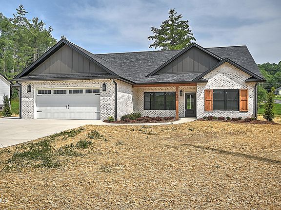 5th image of 104 Thomson Meadow Ln