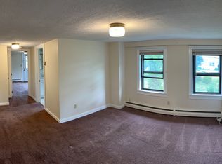 610 Annaquatucket Rd APT 2, North Kingstown, RI 02852