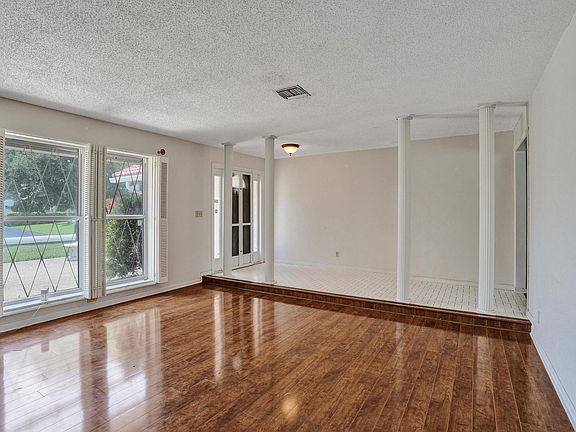 5th image of 3145 NW 116th Avenue