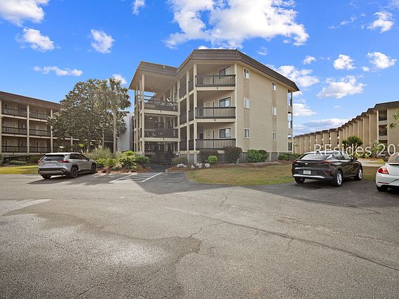 4th image of 40 Folly Field Rd APT B356