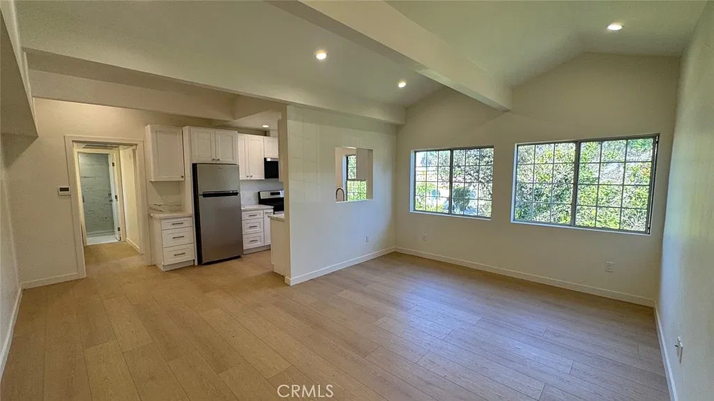 1 bed, 650 sqft, $2,500 — Photo 4