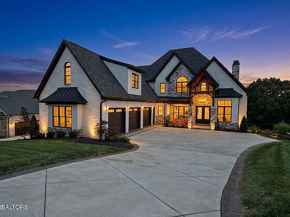 2nd image of 9030 Legends Lake Ln