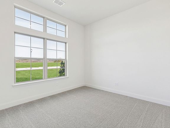5th image of 7004 Valley View Dr