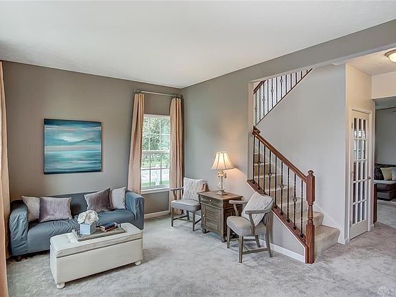 3rd image of 101 Churchill Ct