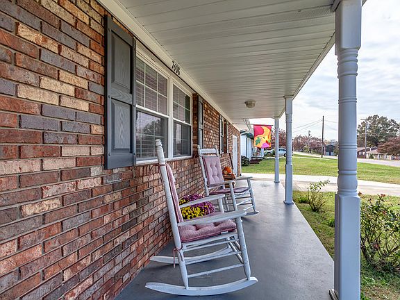 4th image of 7608 Temple Acres Dr