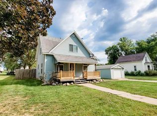 707 E Webster St, Wausa, NE 68786